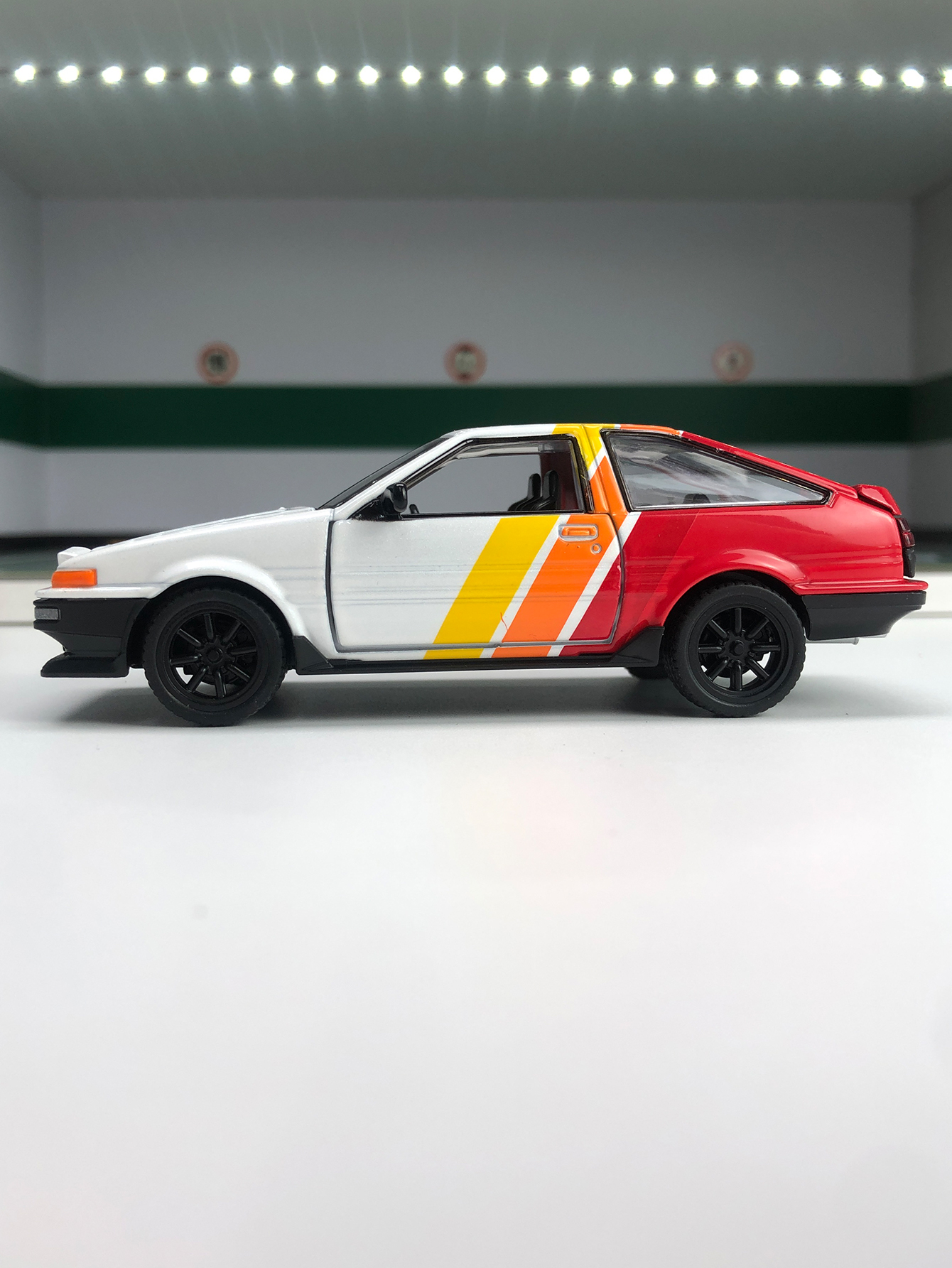 1: 37 simulation zinc alloy To - đánh giá và giá Model Kit Cars