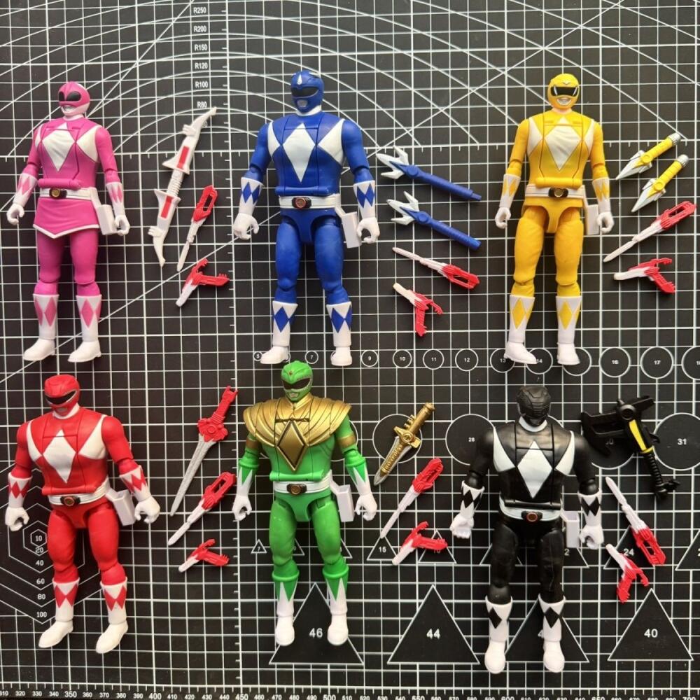 Hasbro Power Rangers Blue Rang - đánh giá và giá Model Kit Megazord