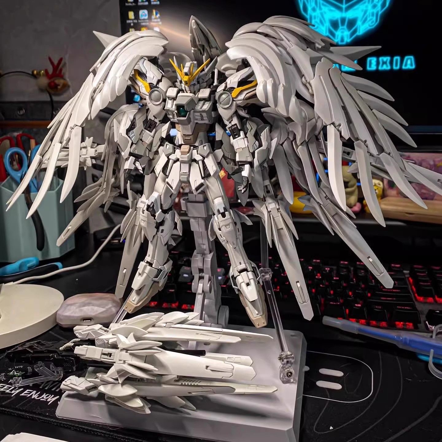 In Stock Daban 8827 Wing Zero  - đánh giá và giá Model Kit Zero